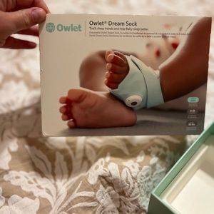 Owlet dream sock baby monitor Like new!